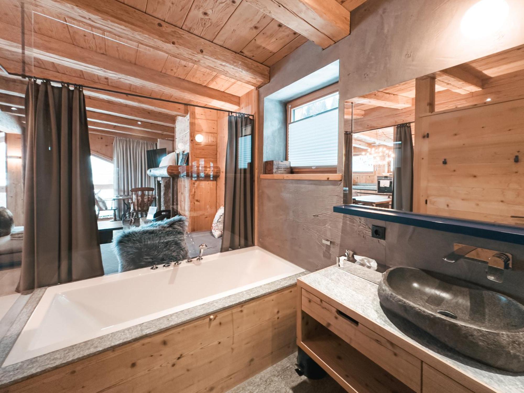 Alpenluxus Presents Sportlodge' Golf - Natural Pool, Whirlpool & Sauna