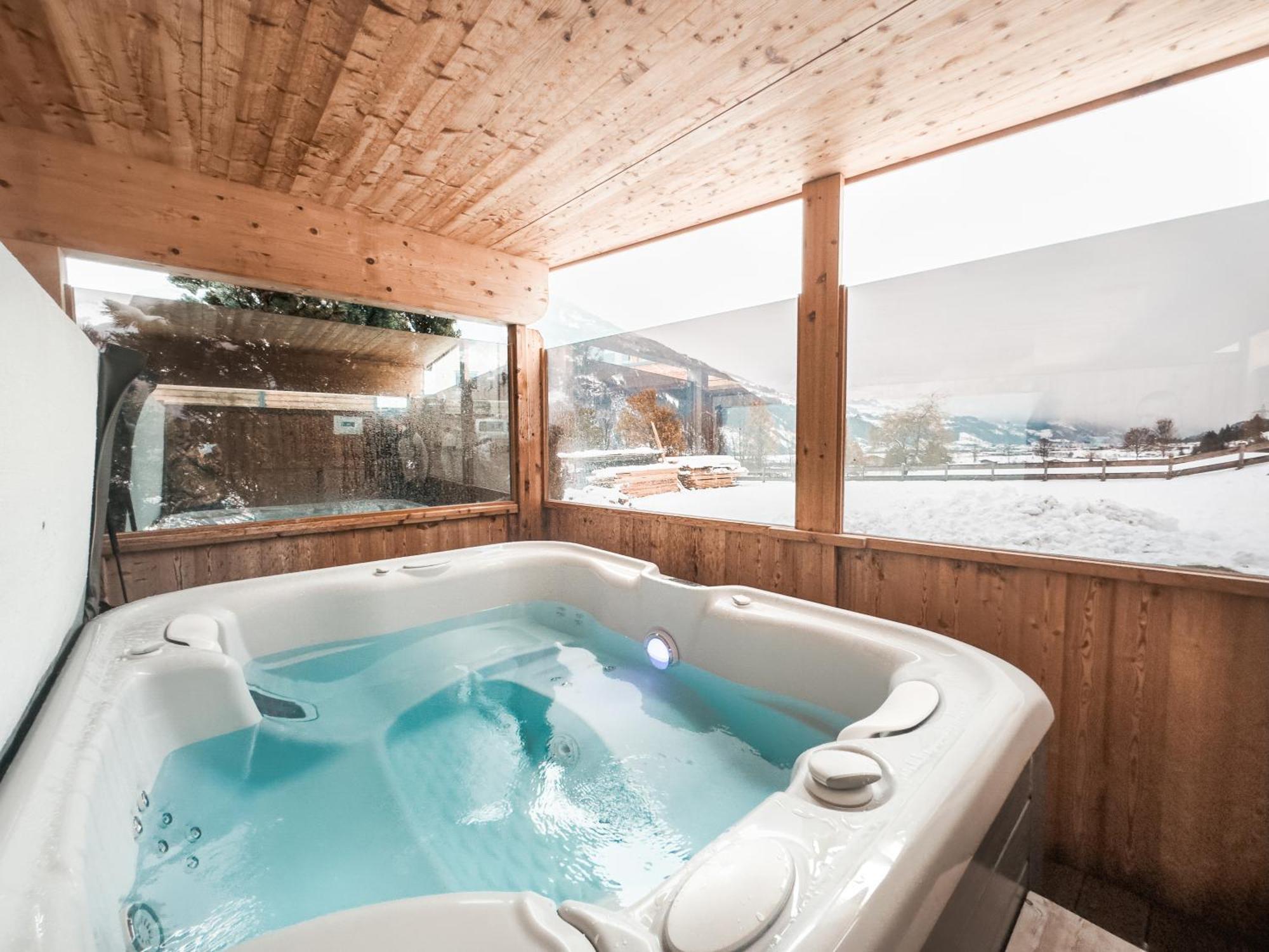 Alpenluxus Presents Sportlodge' Golf - Natural Pool, Whirlpool & Sauna Apartment Kleinboden